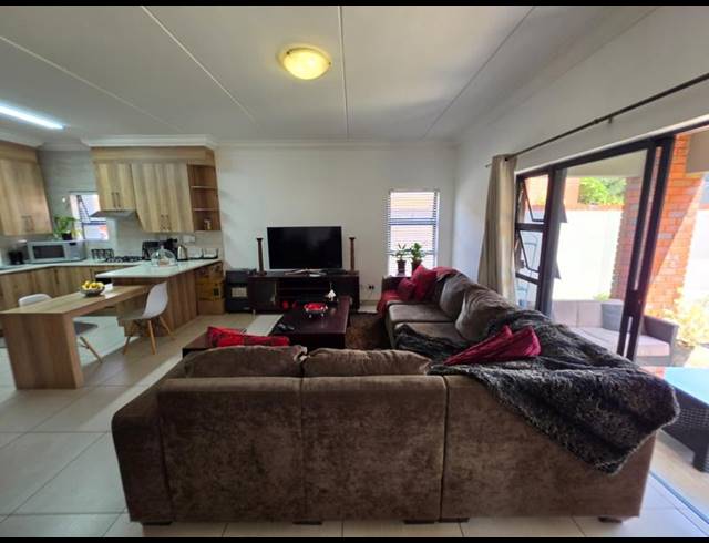 3 BEDROOM CLUSTER FOR SALE IN MEYERSDAL